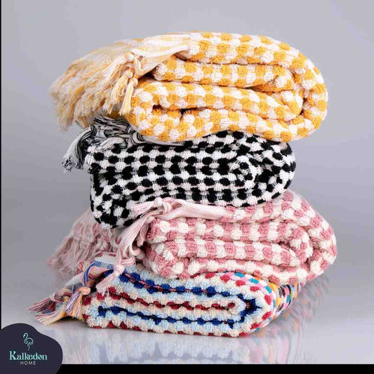 Pom Pom Bath Towel Set