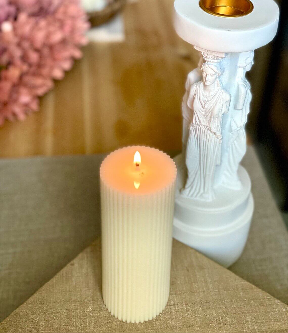Ribbed Candle