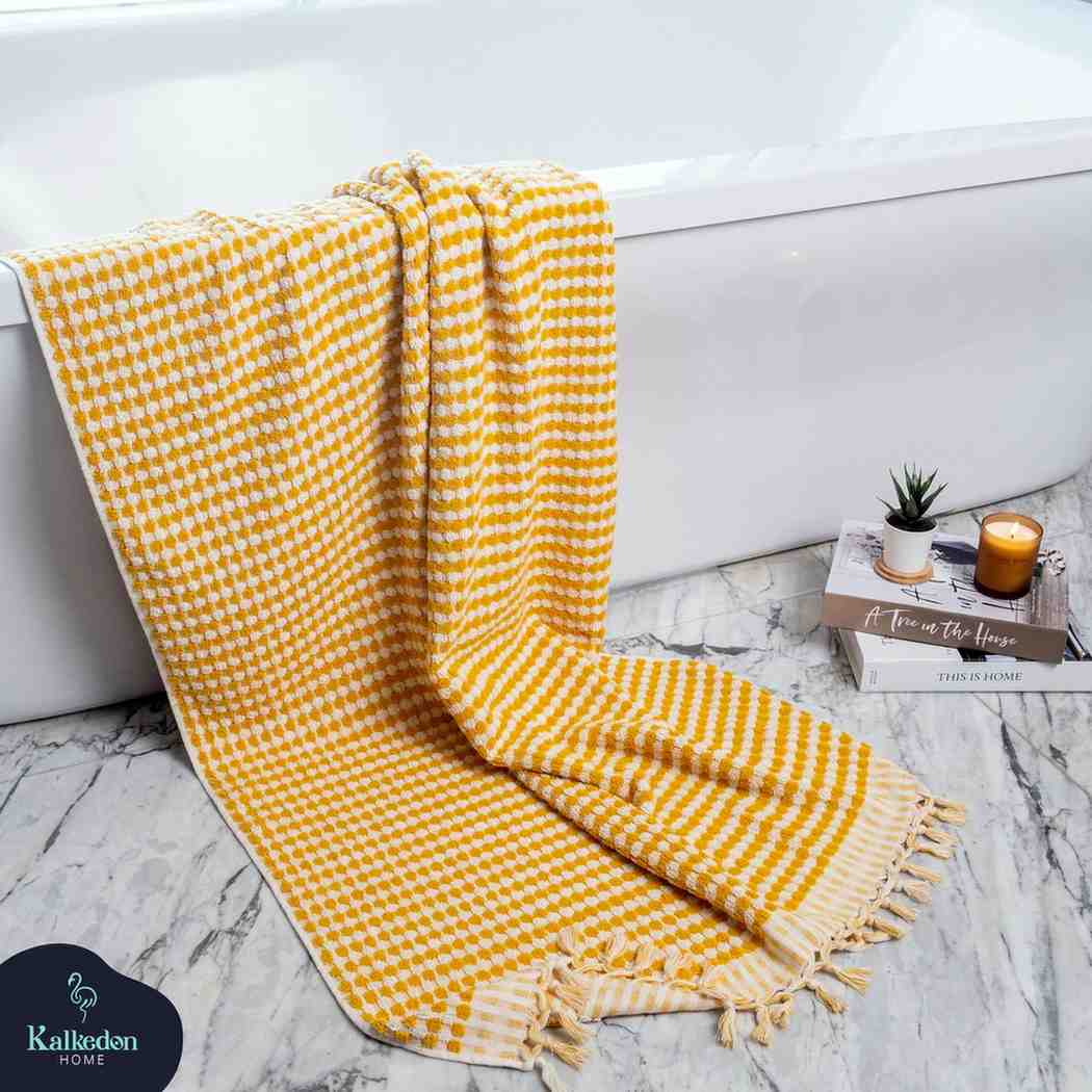 Pom Pom Bath Towel Set