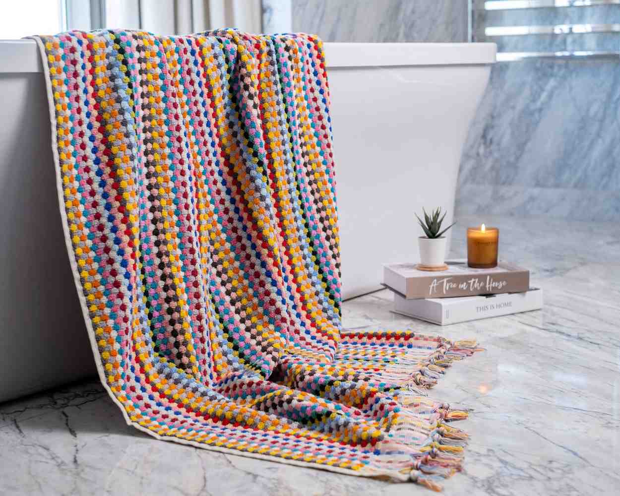 Pom Pom Bath Towel Set